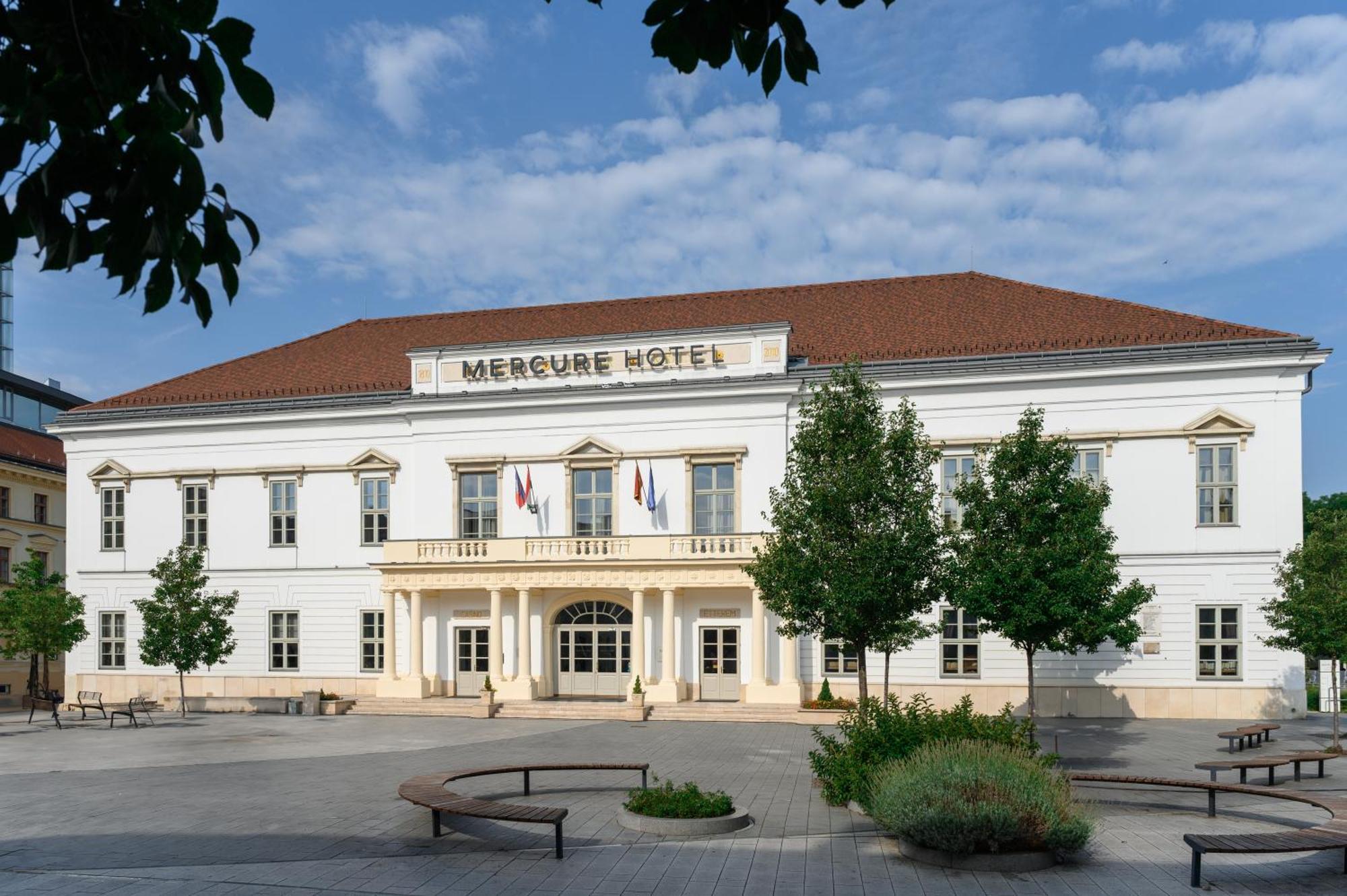 Mercure Szekesfehervar Magyar Kiraly Eksteriør bilde