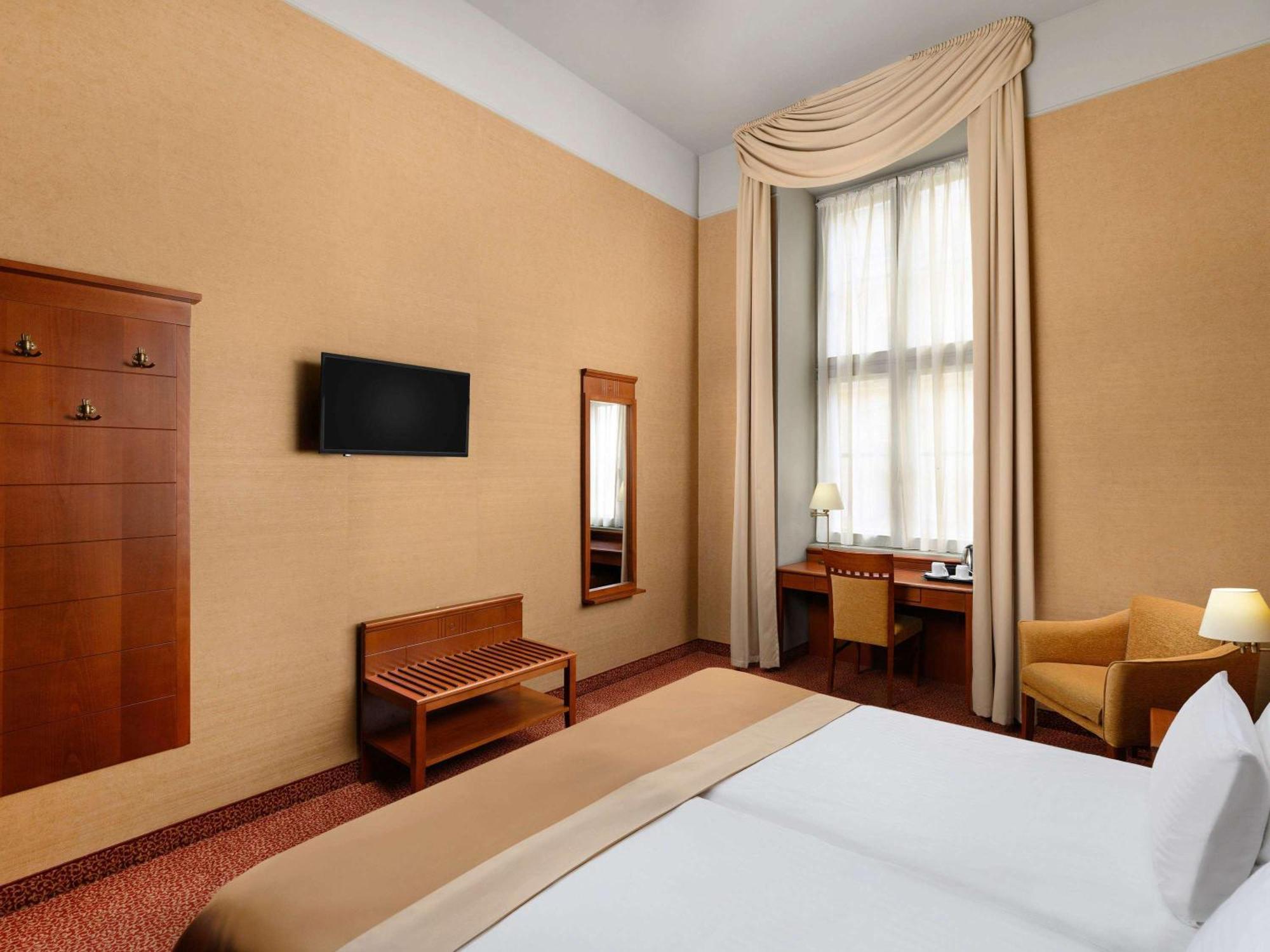 Mercure Szekesfehervar Magyar Kiraly Eksteriør bilde